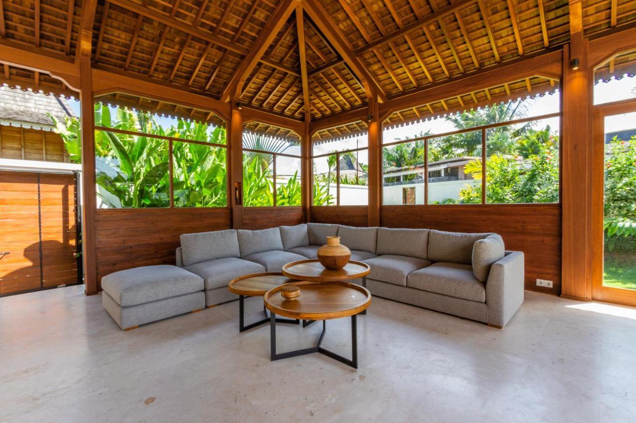 Alea Estate Villa Kerobokan Buitenkant foto